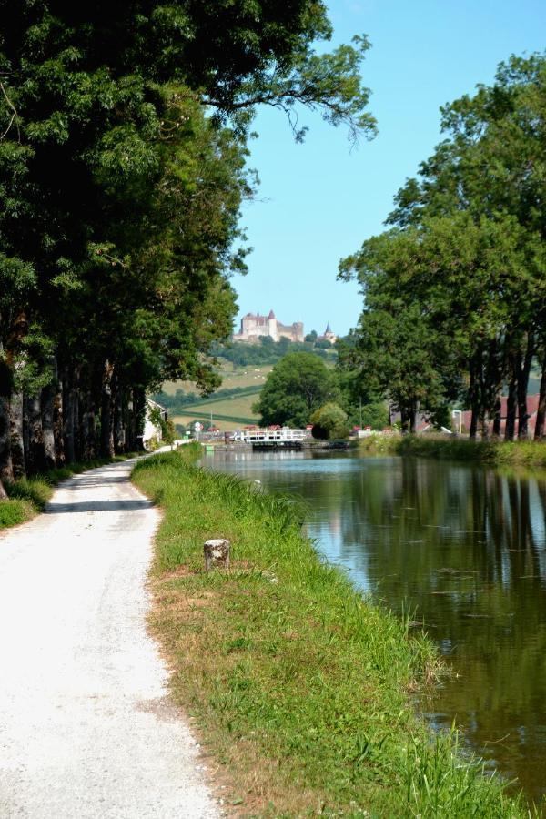 Domaine De Vandenesse Et Spa Esterno foto
